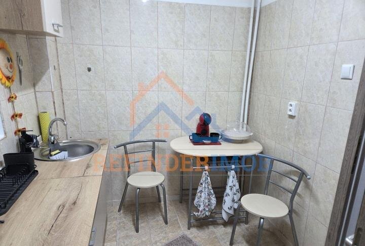 Basarabia vanzare 2 camere 44mp